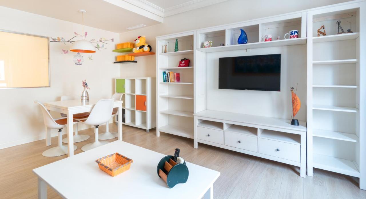 Piso De Diseno Junto Al Centro De Con Parking Murcia